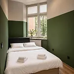 Iii Blisko Manufaktura I Piotrkowska * Lodz