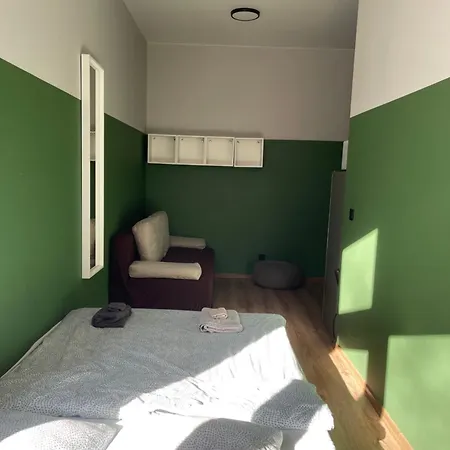 Iii Blisko Manufaktura I Piotrkowska